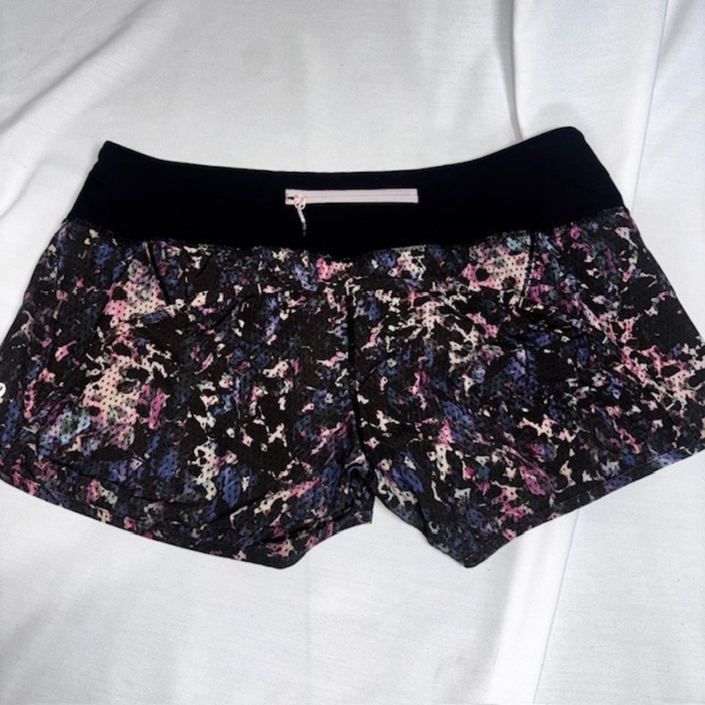 Lululemon Run Time Short Multi Color Abstract Floral Mesh Running Shorts Size 10 - Picture 2 of 5